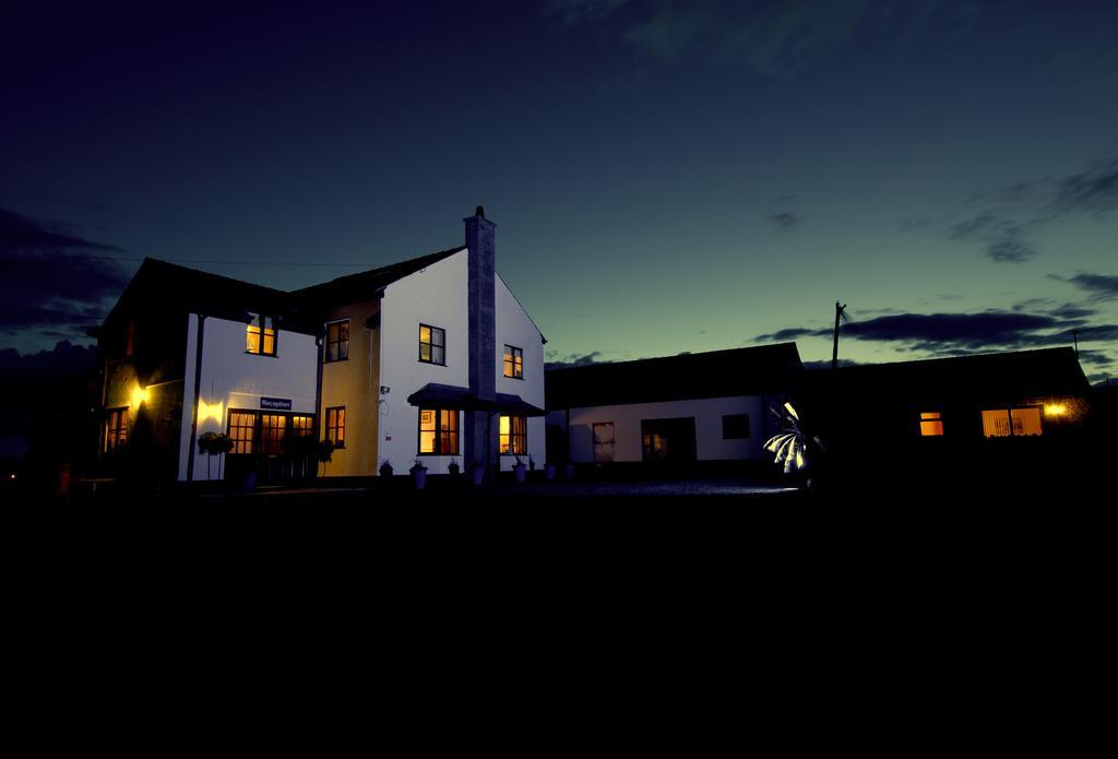 Blackthorn Farm Bed and Breakfast Holyhead Exterior foto